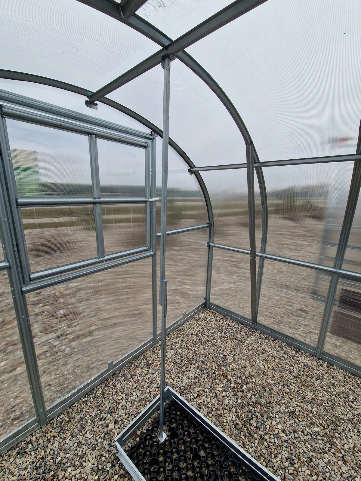 Renfort universel pour serre, structure stable et solide - MaSerreVerte